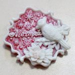 Декоративная камея "Мечтай!", красная