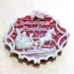 Декоративная камея "Волшебные мгновения", красная