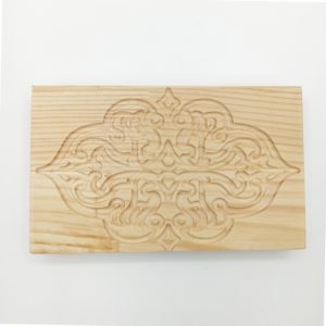 Дощечка деревянная с резным рисунком 13,5*8,5 см