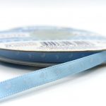 Лента атласная с рисунком "Лапки", белые на голубом